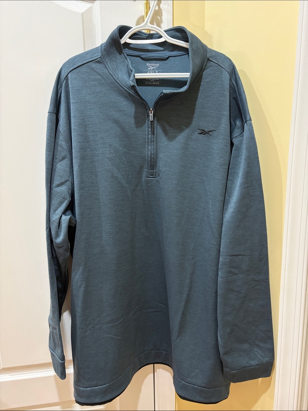 Reebok Men’s Teal Quarter-Zip Pullover Sweatshirt
